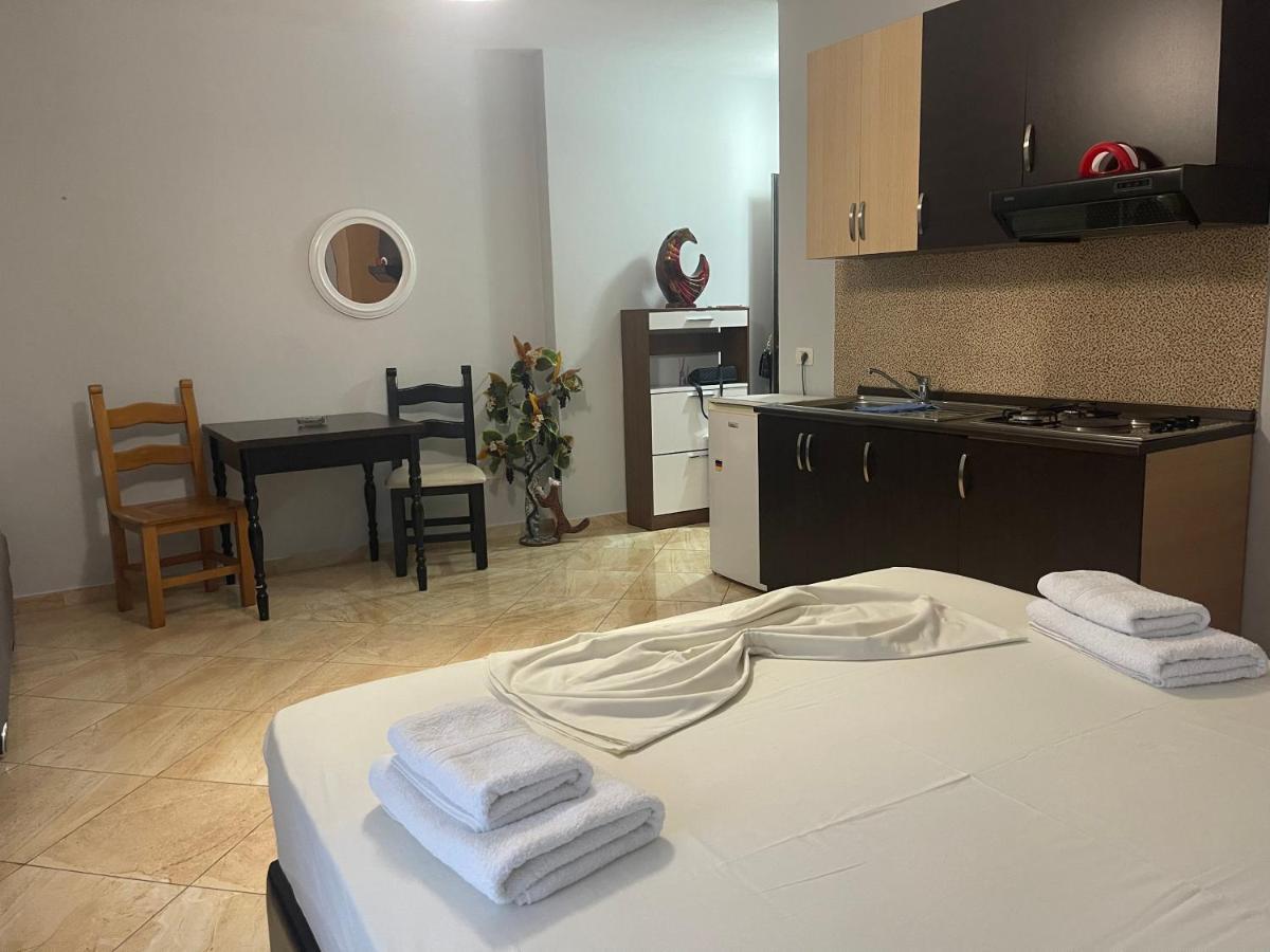 Appartamento Kokomani Durrës Esterno foto