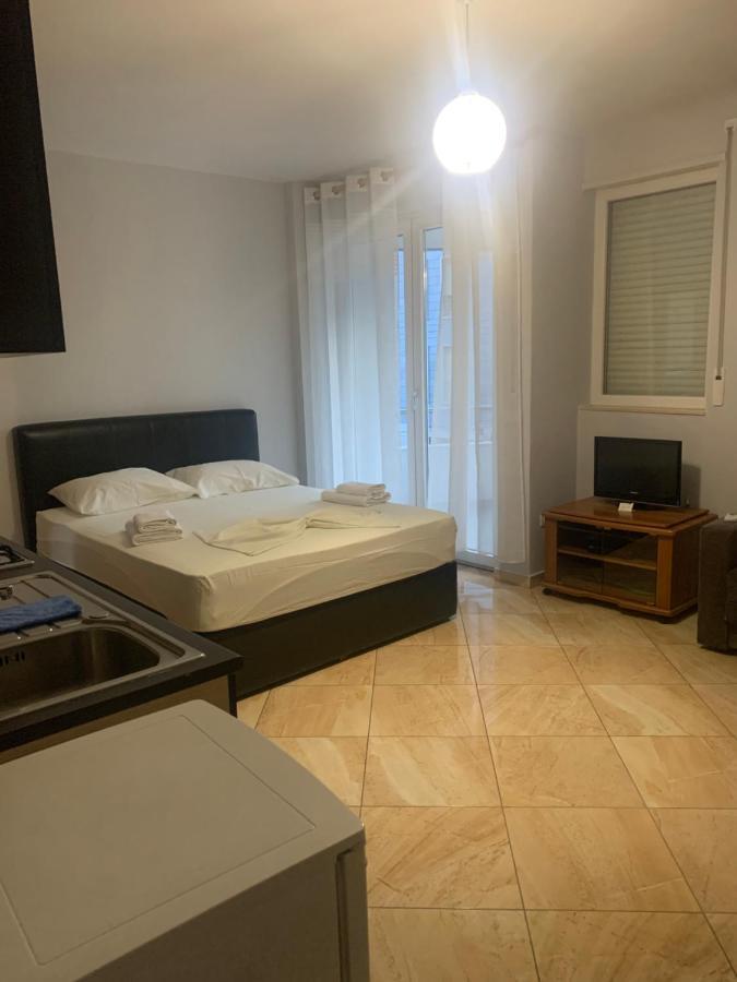 Appartamento Kokomani Durrës Esterno foto